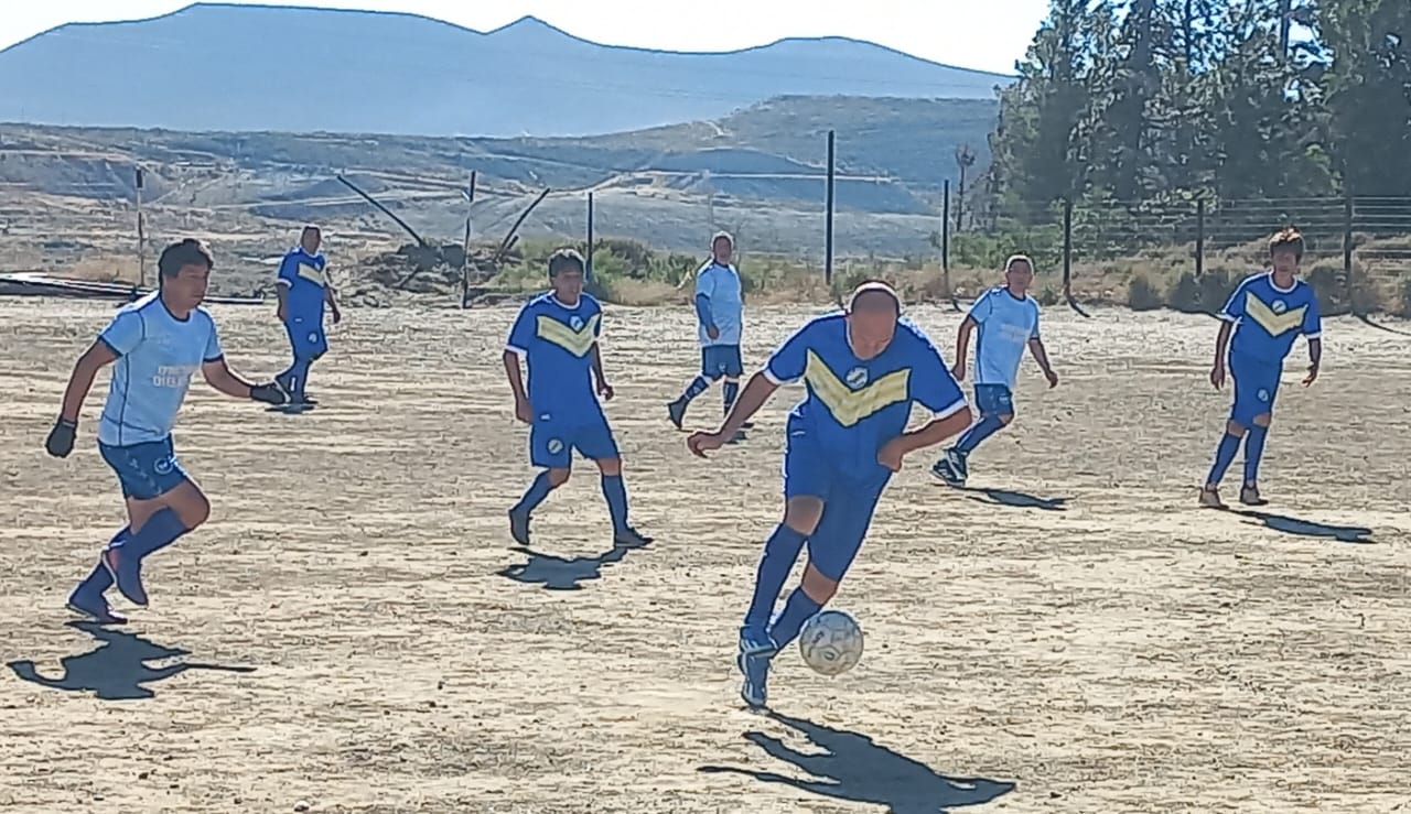 Se juega sin Seniors A, Maxi Masters y Expertos